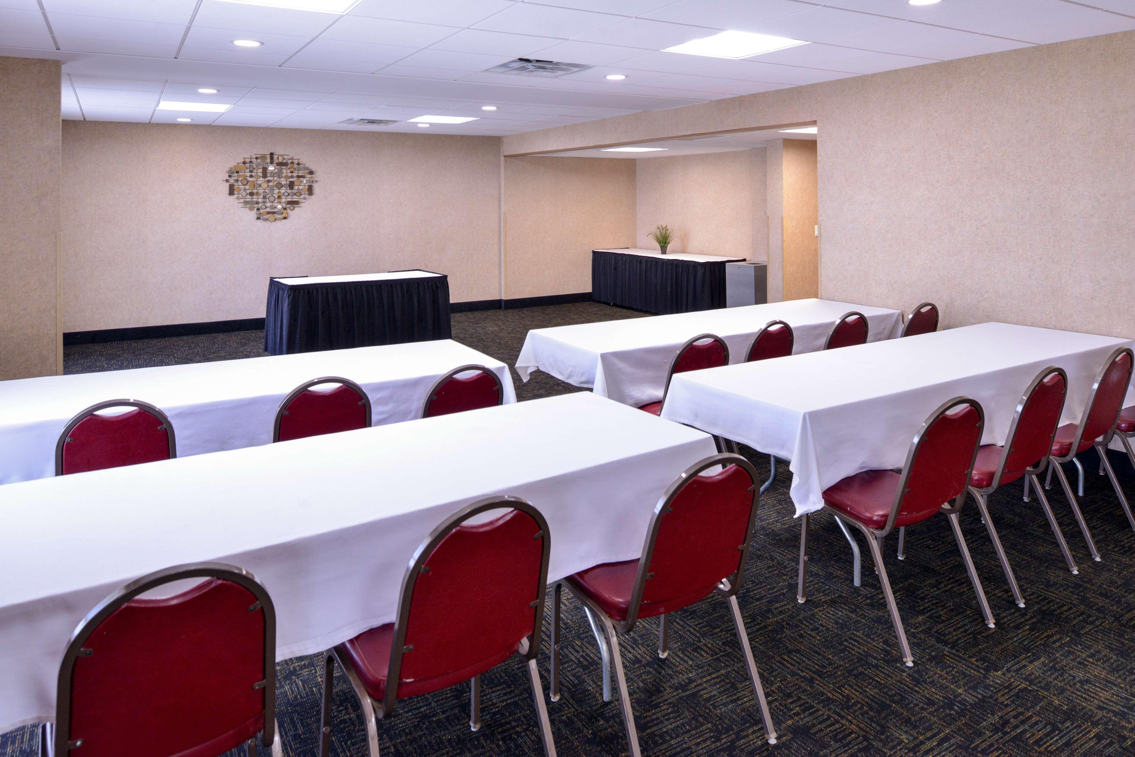 Best Western Plus Midwest Inn Omaha Extérieur photo