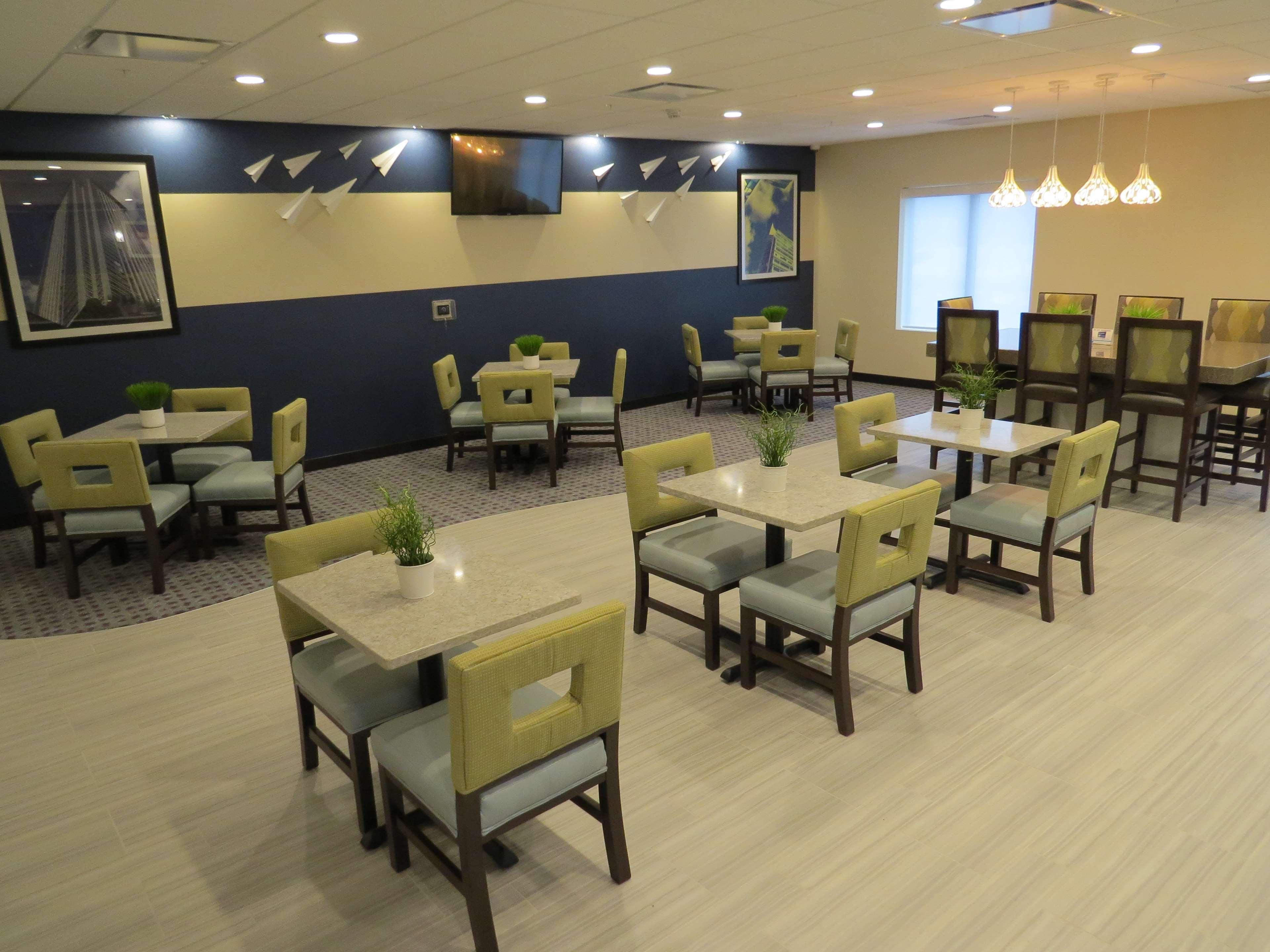 Best Western Plus Midwest Inn Omaha Extérieur photo