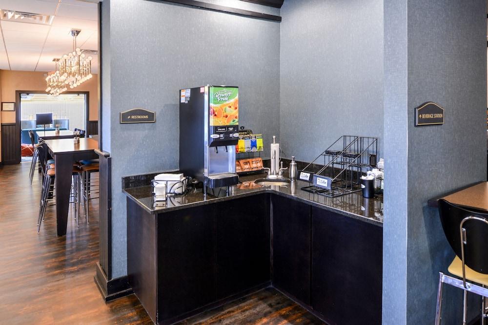 Best Western Plus Midwest Inn Omaha Extérieur photo