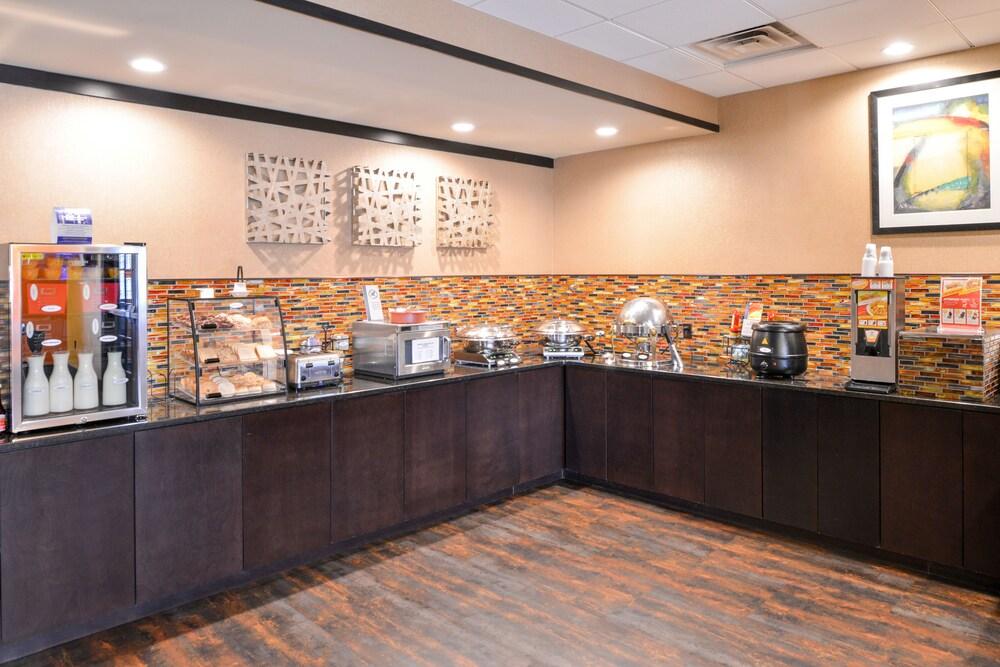Best Western Plus Midwest Inn Omaha Extérieur photo