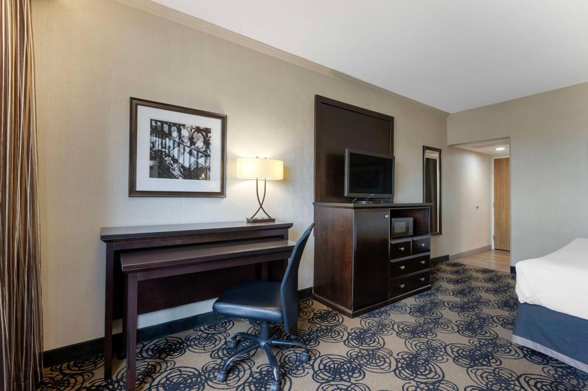 Best Western Plus Midwest Inn Omaha Extérieur photo